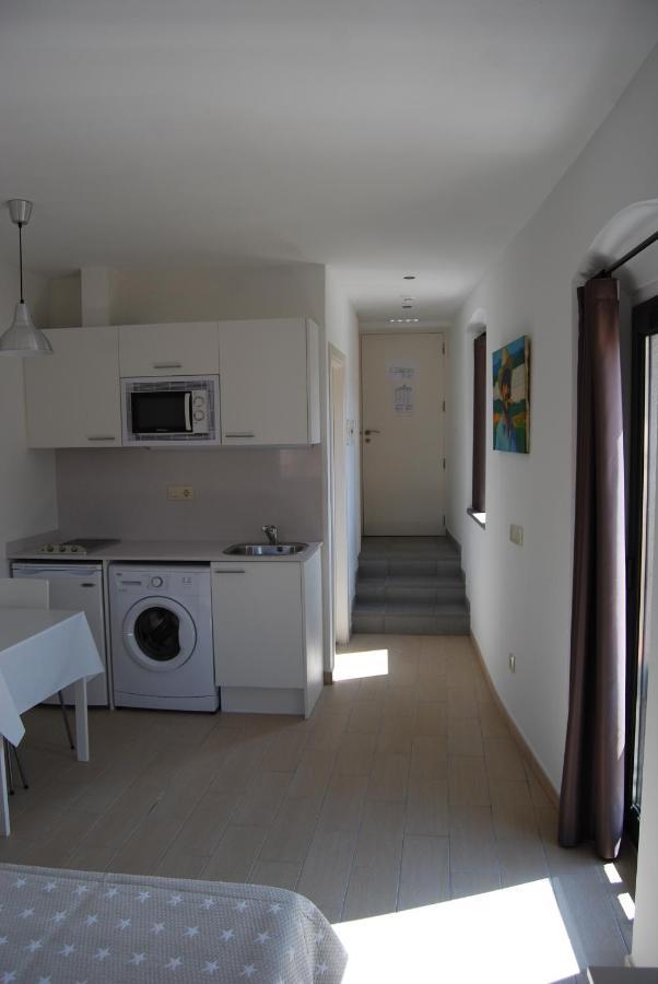 Apartaments Fonda Comerc 托罗埃利亚-德蒙特格里 外观 照片